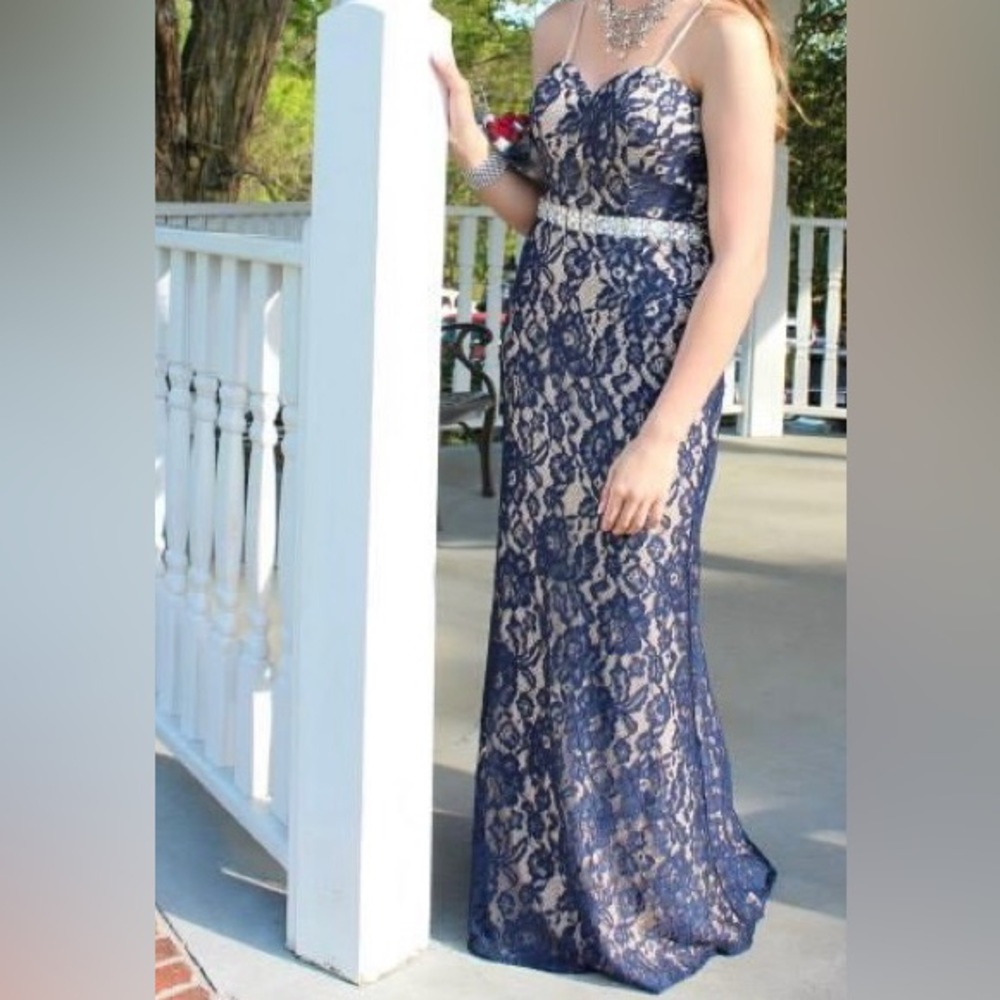 Prom Dress - Picture 7 of 7